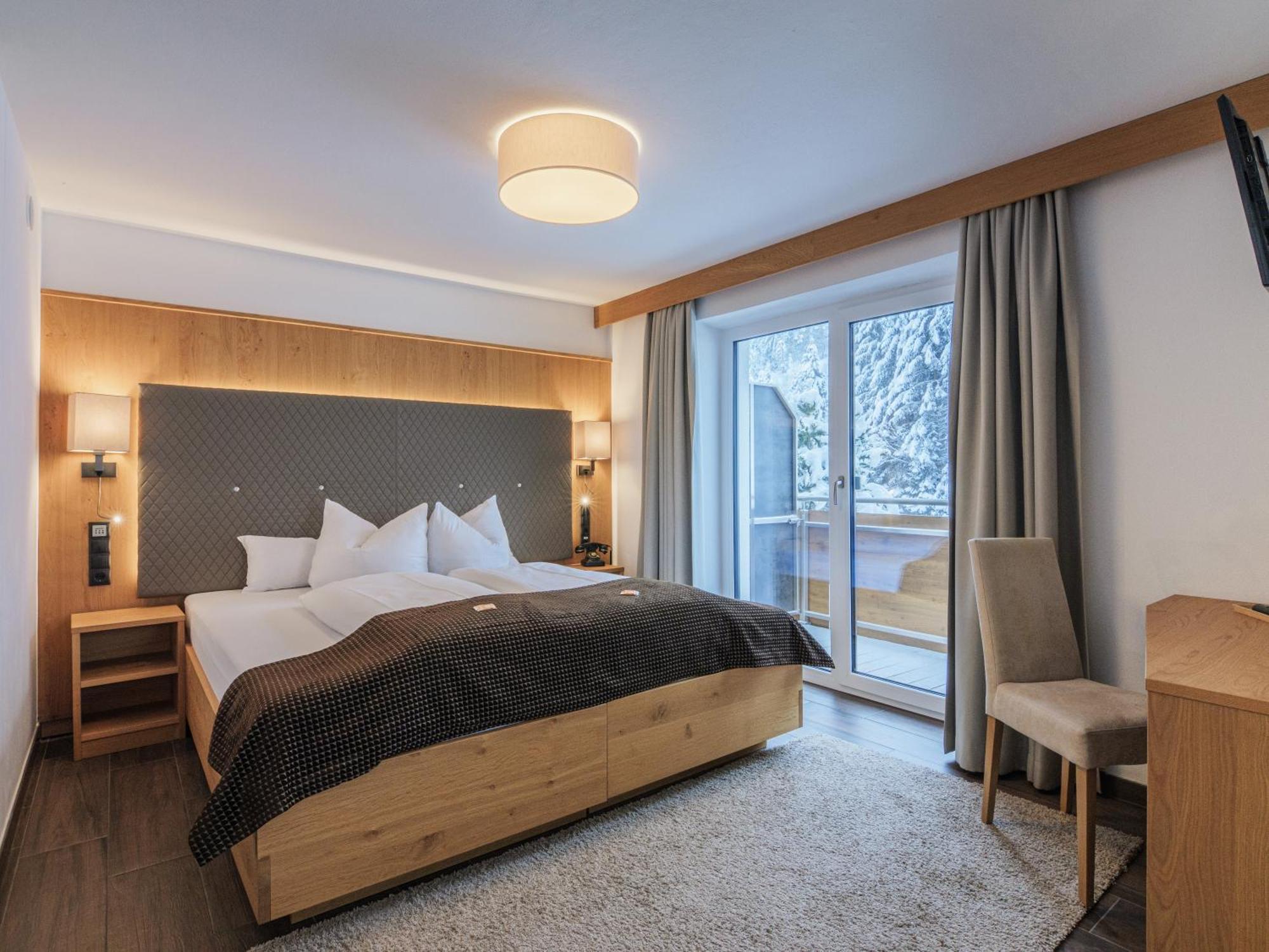 Hotel Victoria - Adults Only Герлос Экстерьер фото