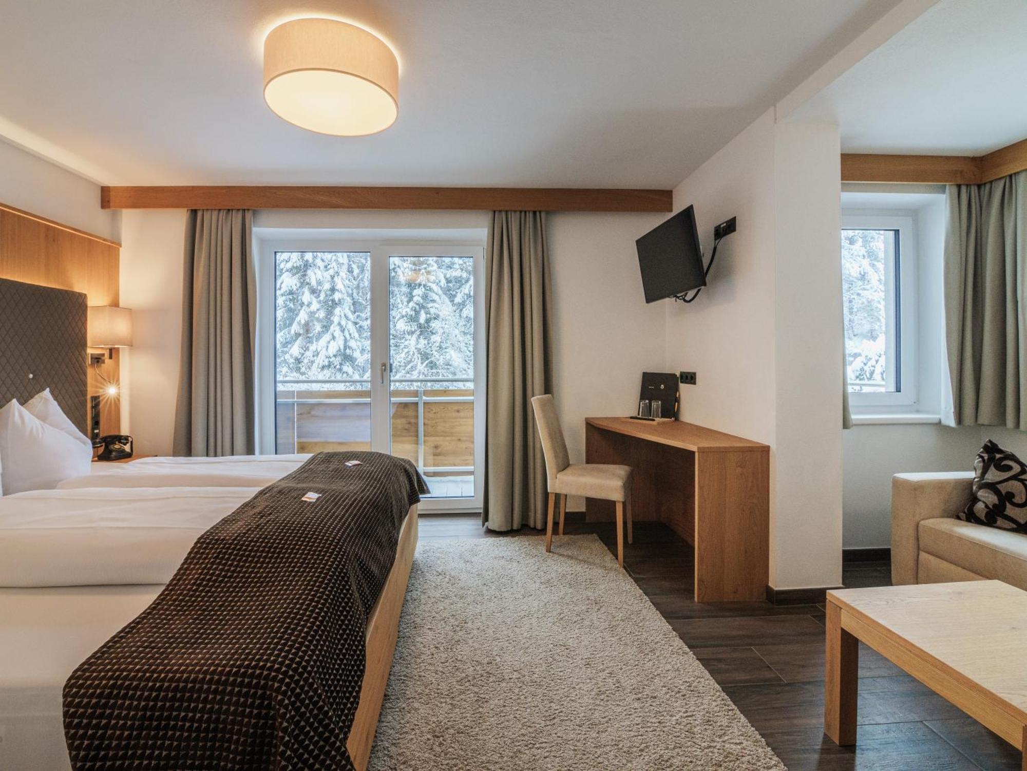Hotel Victoria - Adults Only Герлос Экстерьер фото