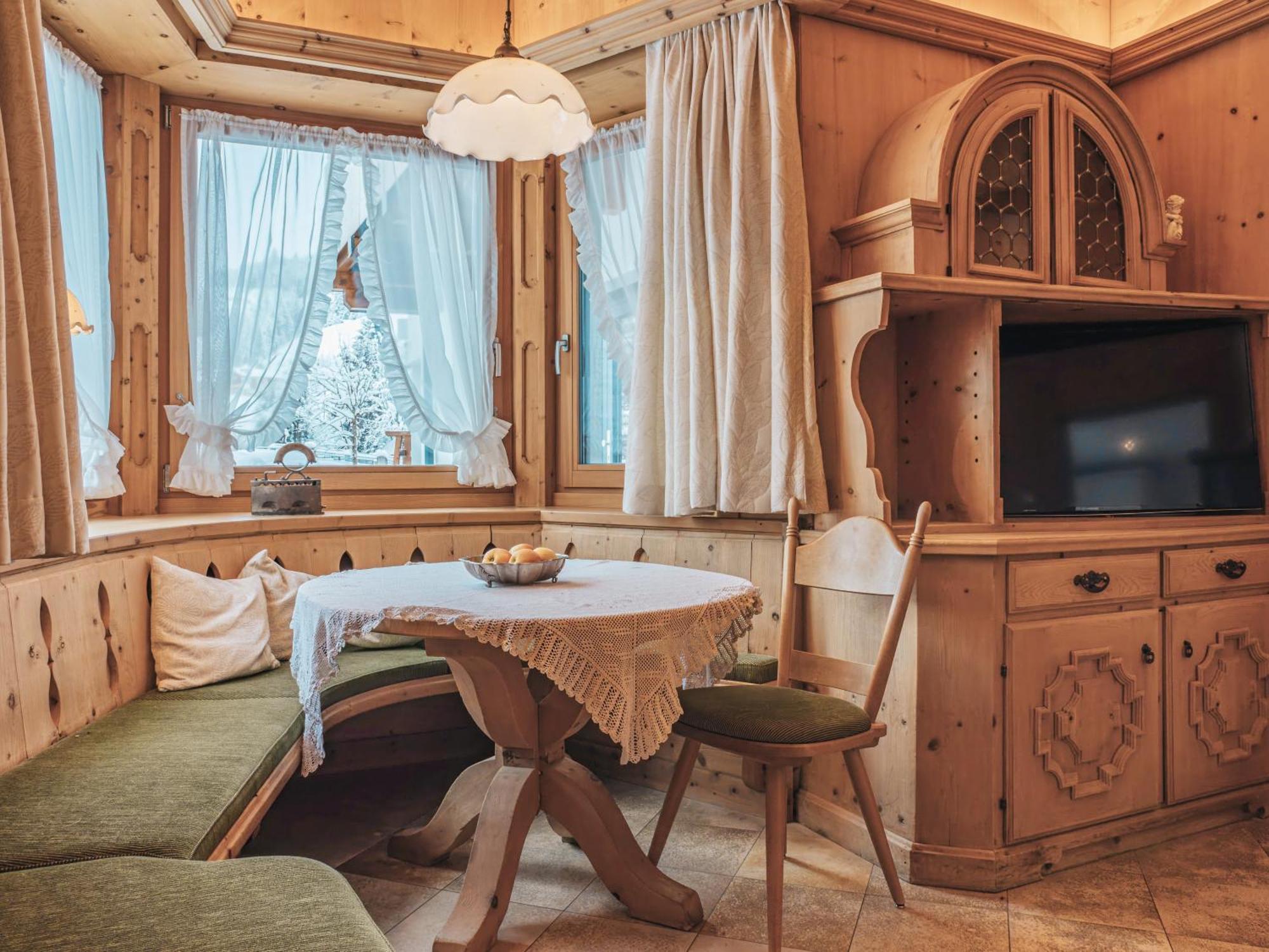Hotel Victoria - Adults Only Герлос Экстерьер фото